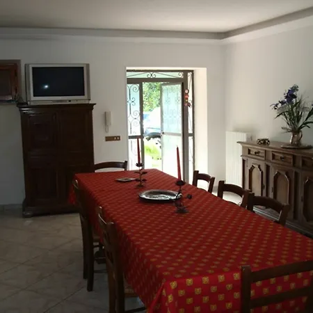 Colle מלון